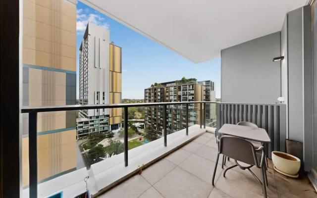 Skyline 2BR Apt Near Metro Ryde
