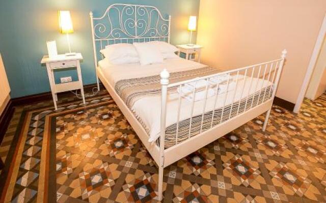 Отель Casa Maca Guest House Испания, Барселона - отзывы, цены и фото номеров - забронировать отель Casa Maca Guest House онлайн вид на фасад