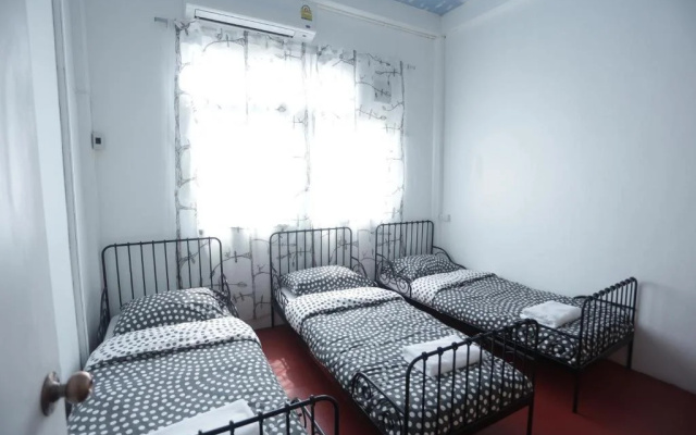 曼谷睡莲旅舍(Water Lily Hostel Bangkok)