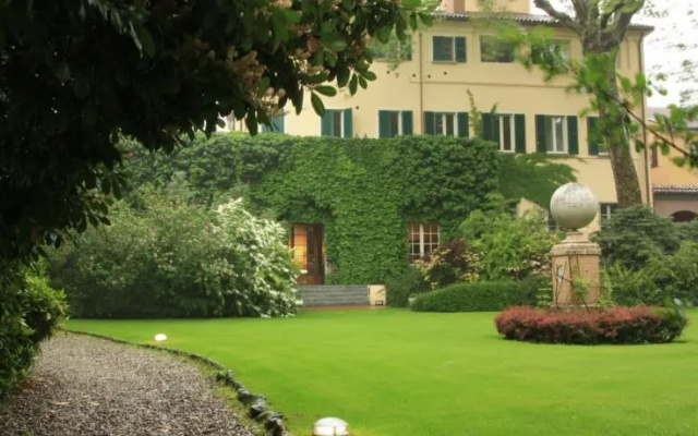 Le Notti In Villa