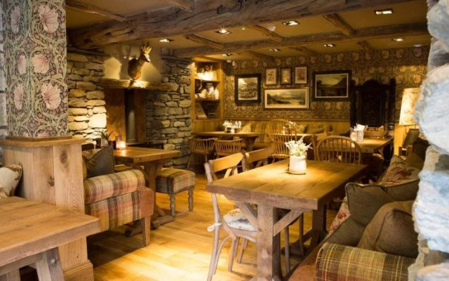 The Queen's Head Hotel