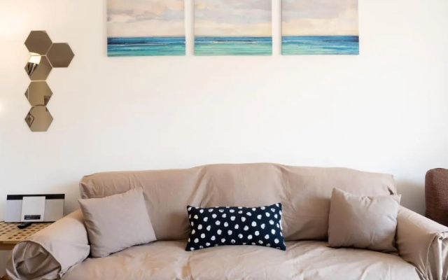 2263 - Beautiful apt close from beach