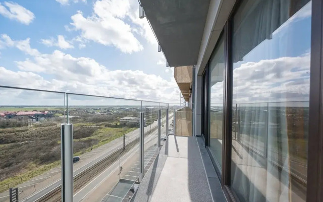 Apartment on the 8th Floor With sea View