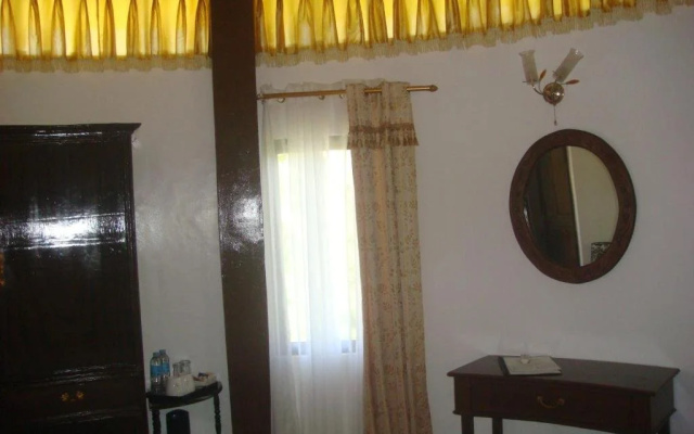 Padre Burgos Castle Resort