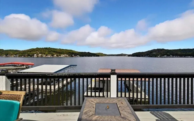 Breathtaking Views, Private Dock, Pure Relaxation