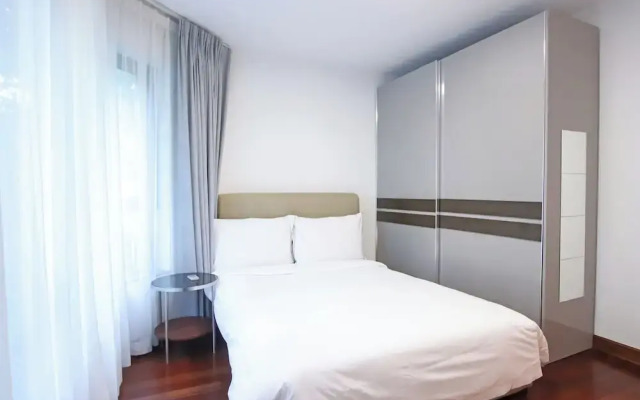Tyms 2BR Apt Near ITC Xujiahui Line1 11
