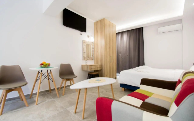 Semes Luxury Apts by Estia