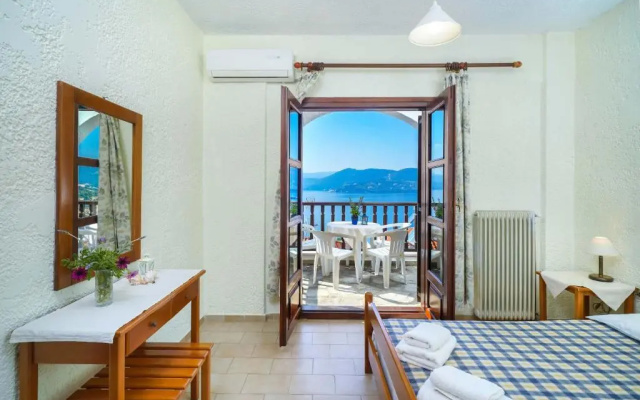 Kritikos Apartments