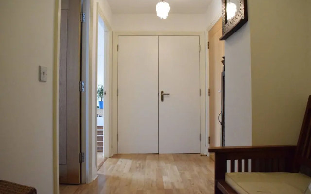 River View Apartment in London
