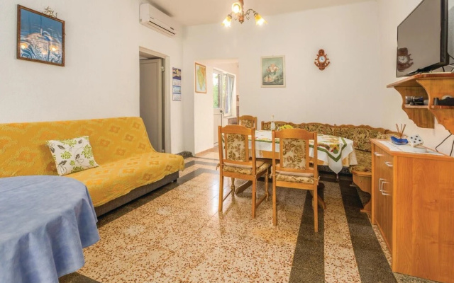 Amazing Home in Krnica With Wifi and 2 Bedrooms
