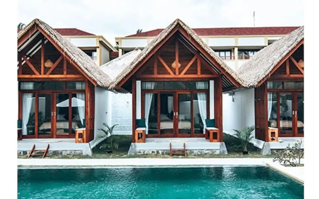 LMBK Surf Camp - Hostel