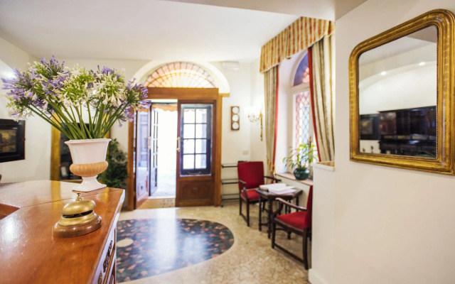 Numa Rome Portico