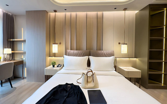 Somerset Queen City Semarang