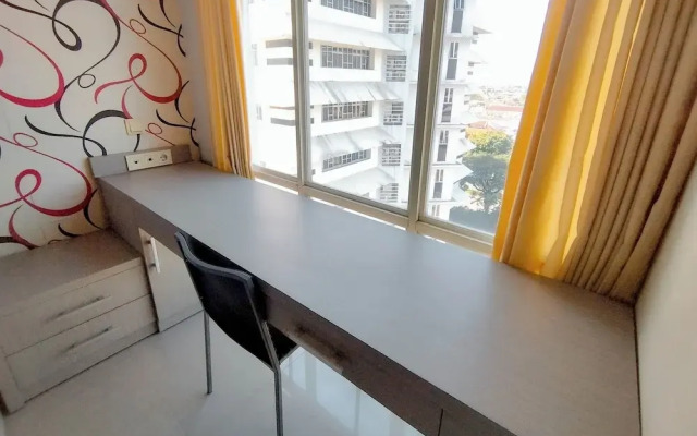 Modern Cozy Studio at The Square Surabaya Apartment