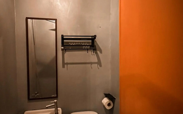 Compuesto's Guesthouse and Restobar