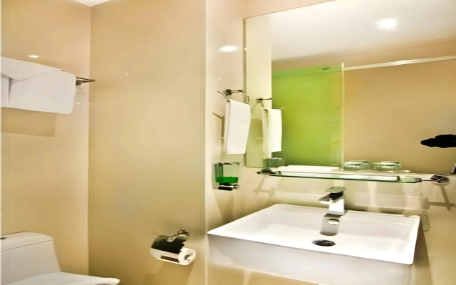 Q Hotel Bali