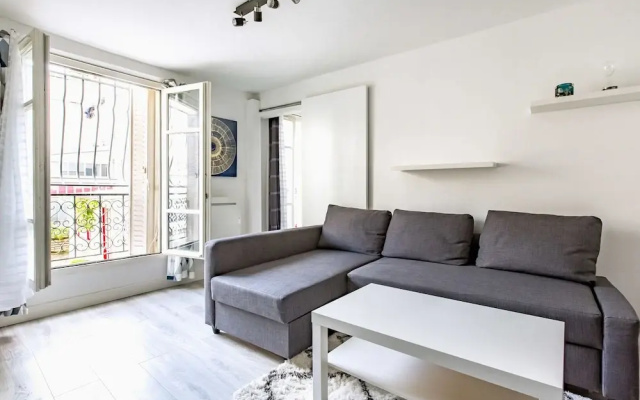 Contemporary in La Chapelle