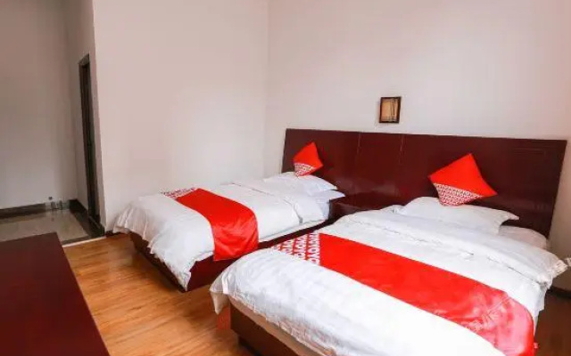Shuanghong Hotel