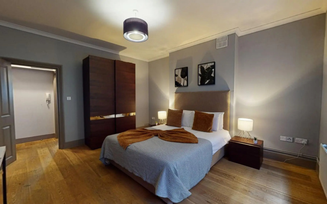 Spacious One Bed Apartment in Cleveland, Fitzrovia