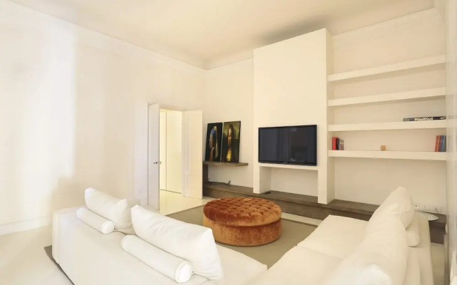 Luxury Apartment in Central Florence