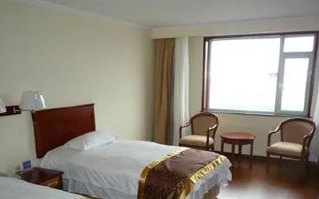Ruiting Hotel Taidong - Qingdao