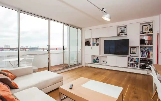 2 Bedroom Flat in Marylebone With Views
