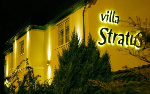 Отель Villa Stratus вид на фасад