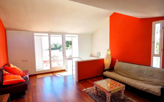 Sunny Triplex
