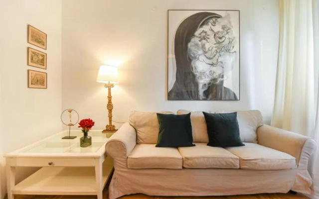 The Little Paris Apartment in Central Bucharest