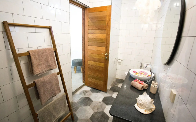 Abdi Hotel & Bungalow