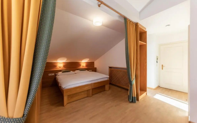 Hotel & Appartements Strobl
