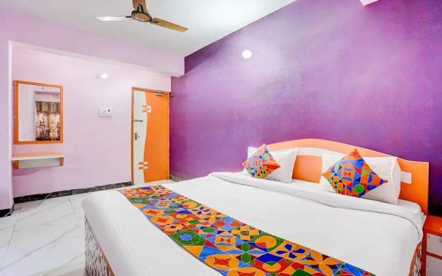 Fabhotel Triotel Inn