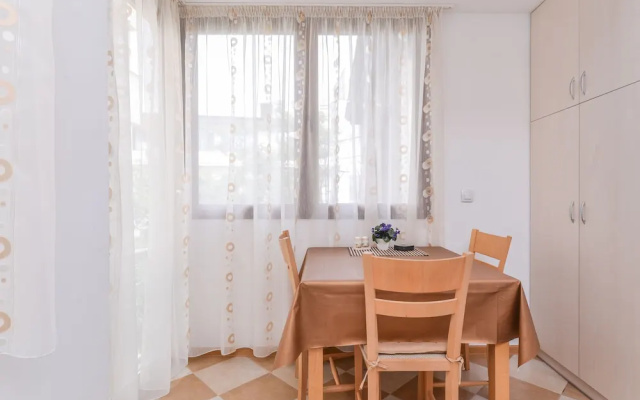FM Deluxe 1-BDR Apartment - Artist's Place