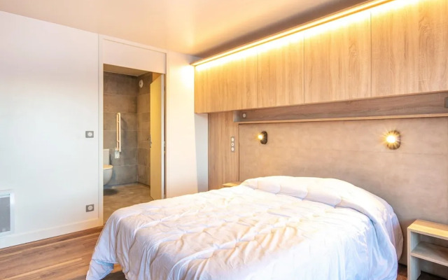 1BR Apartment Stay for 6 in Doucy