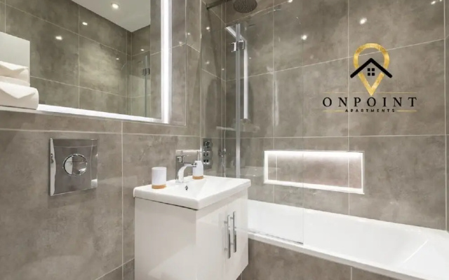Fantastic 1 Bedroom Apt with PARKING