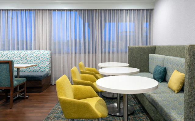 Hampton Inn Buffalo-Airport / Galleria Mall