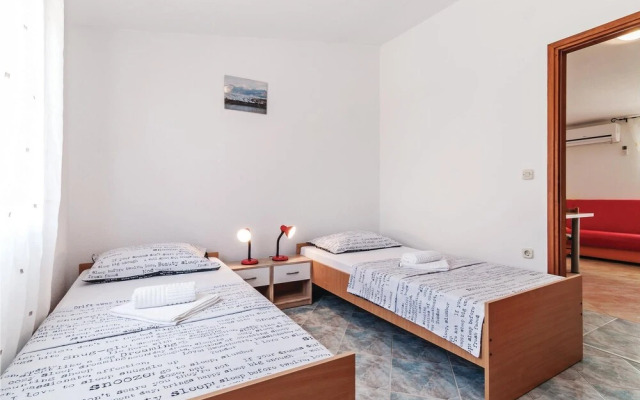 Amazing Apartment in Vir With 1 Bedrooms and Wifi