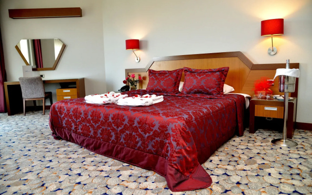Hotel Hegsagone Marine Asia