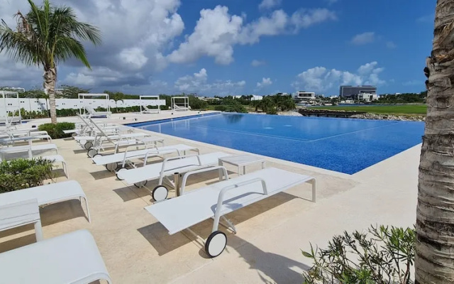 Marea condo vista espectacular 4pax