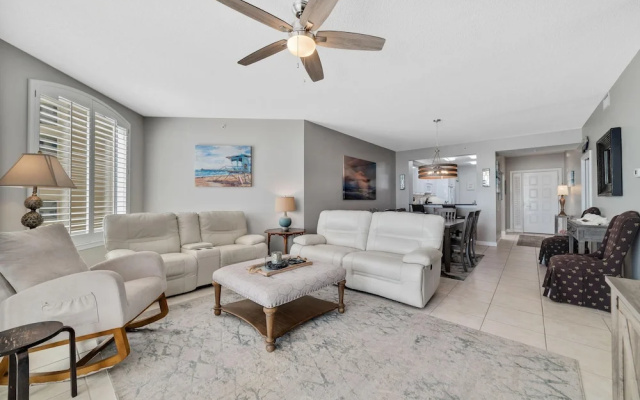 Beach Colony East 8C