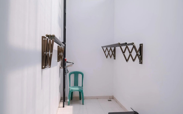 KoolKost Syariah near Jalan Veteran Raya