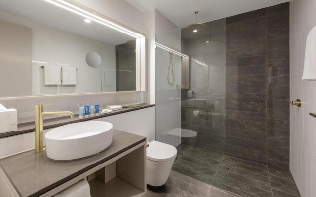 Meriton Suites Surfers Paradise