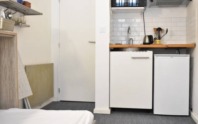 Отель Parisian Studio for 1 in Petit-montrouge Франция, Париж - отзывы, цены и фото номеров - забронировать отель Parisian Studio for 1 in Petit-montrouge онлайн в номере