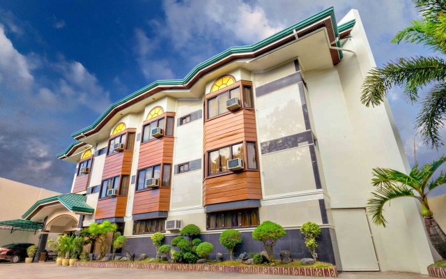 Отель ZEN Rooms Vest Grand Suites Bohol Филиппины, Тагбиларан - отзывы, цены и фото номеров - забронировать отель ZEN Rooms Vest Grand Suites Bohol онлайн вид на фасад