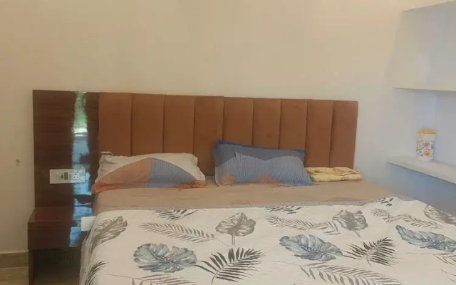 Madhur Kunj Guest House Pick and Drop