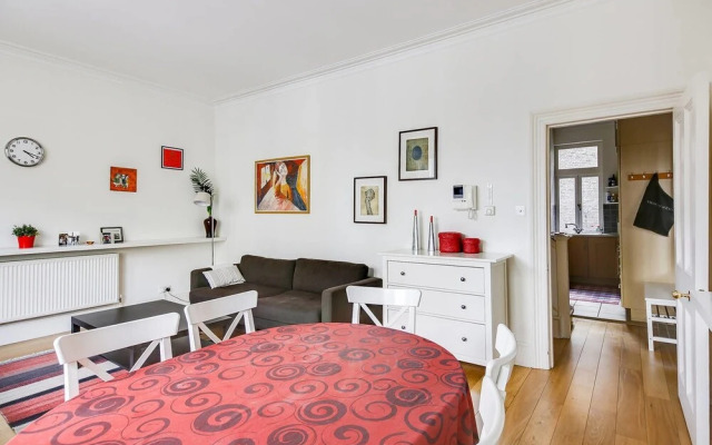 Gorgeous Flat for 4 in the Centre of Notting Hill!