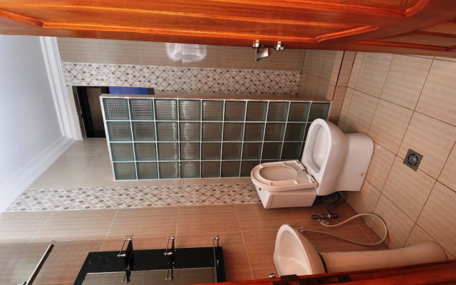 Rezider Apartment