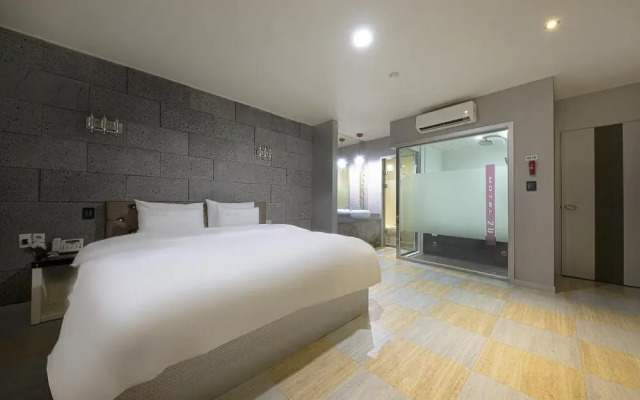 Changwon Masan 2U