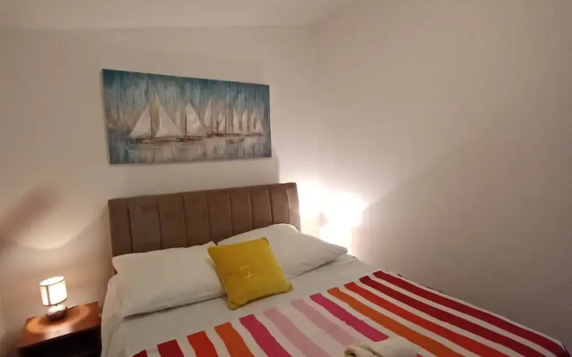 Wonderful Apartment Biserka Near the Beach