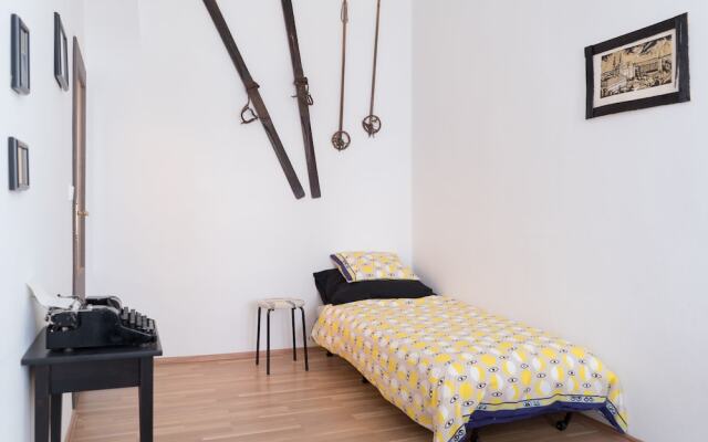 Апартаменты Charming Apartment Prague комната для гостей